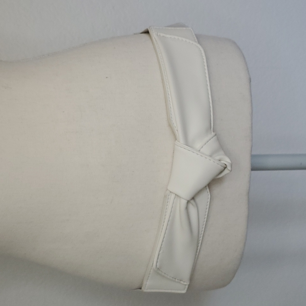 NY&Co White Elastic Belt